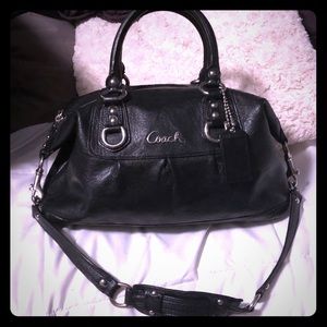 Coach Satchel with silk lining